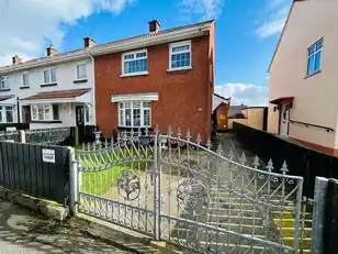 33 Carrickreagh GardensImage 2