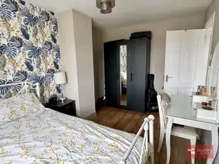 25 Hamlet WalkImage 14