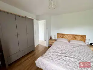 25 Hamlet WalkImage 17