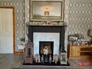 16 Glen MewsImage 5