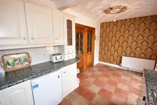 24 Greenpark GardensImage 12