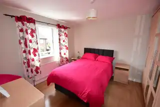 77 Meadow LandsImage 9
