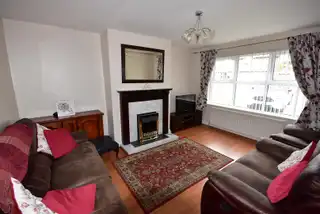 77 Meadow LandsImage 4