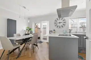 14 Grove HeightsImage 10