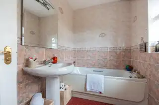14 Grove HeightsImage 30