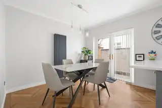 14 Grove HeightsImage 15