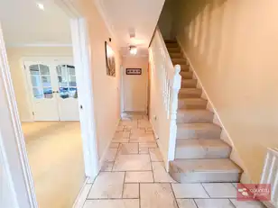 5 The BeechesImage 6