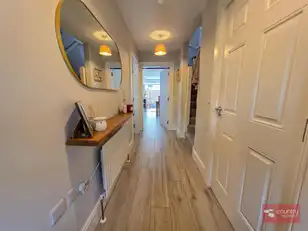 4 Barton Park MewsImage 4