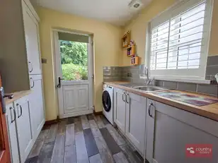 12 Brackens DaleImage 24