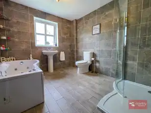 12 Brackens DaleImage 45