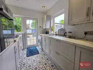 15 Ballyhenry AvenueImage 13