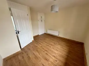 24D Cloyne CrescentImage 8