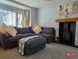 16 Chantry GardensImage 14