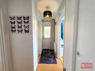 15B Glenville ParkImage 6