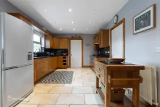 39 Summer Meadows ManorImage 9