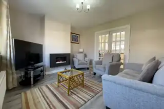15 Rossdowney DriveImage 3