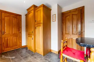 16 Carthall ManorImage 5