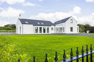 424 Foreglen RoadImage 63