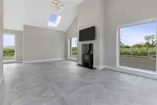 424 Foreglen RoadImage 21