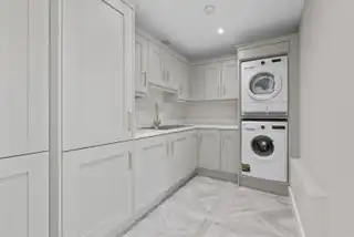 424 Foreglen RoadImage 22