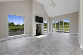 424 Foreglen RoadImage 18