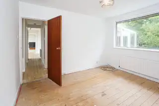 14 Ambleside DriveImage 12