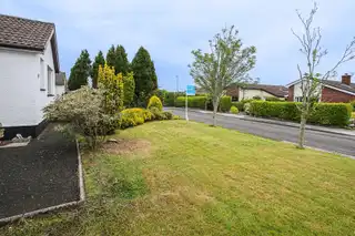 14 Ambleside DriveImage 2