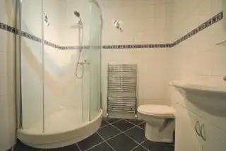 4 Holborn CourtImage 5