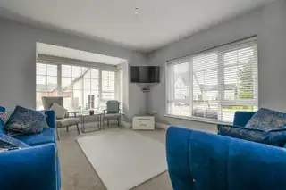 17 Millmount Village SquareImage 3