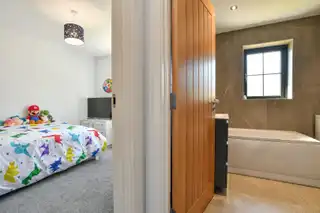 12 Blackrock AvenueImage 31