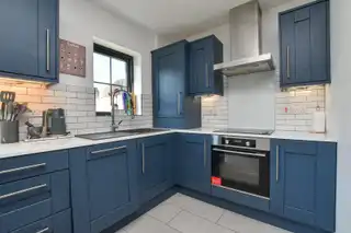 12 Blackrock AvenueImage 18
