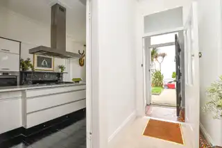 124 Seacliff RoadImage 4