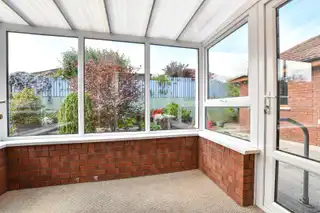 3 Lord Warden's GroveImage 20