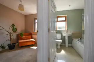 51 Stonebridge GardensImage 21