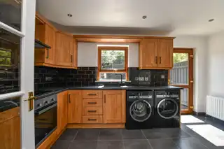 51 Stonebridge GardensImage 9