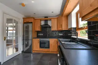 51 Stonebridge GardensImage 11