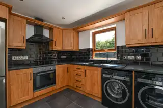 51 Stonebridge GardensImage 10