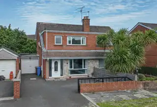 Image 1 for 26 Castlelodge Avenue