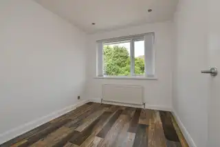 26 Castlelodge AvenueImage 18