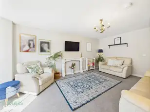 16 Broadway LinkImage 4