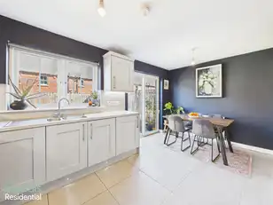 16 Broadway LinkImage 10