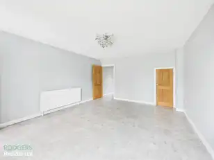 16 Cupar WayImage 4