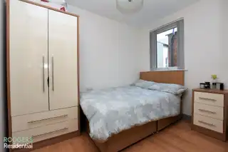 Apt 9, 104 Eglantine AvenueImage 8