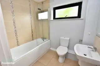 Apt 6, 92 Kinross AvenueImage 11