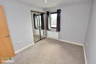 Apt 6, 92 Kinross AvenueImage 10