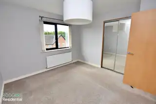 Apt 6, 92 Kinross AvenueImage 8