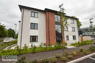 Image 1 for Apt 6, 92 Kinross Avenue