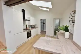 92 Wilgar StreetImage 9