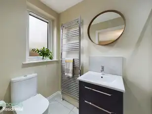 Apt 1, 14A Windsor AvenueImage 9