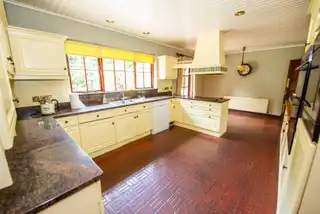 6 College CloseImage 8